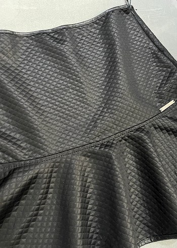 Kadın Siyah Mini Piliseli Etek - Görsel 2