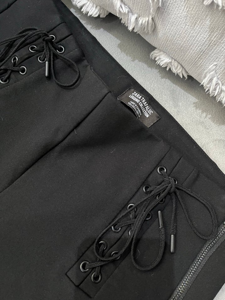 Zara Siyah Fermuarlı Kadın Tayt Pantolon - Görsel 3