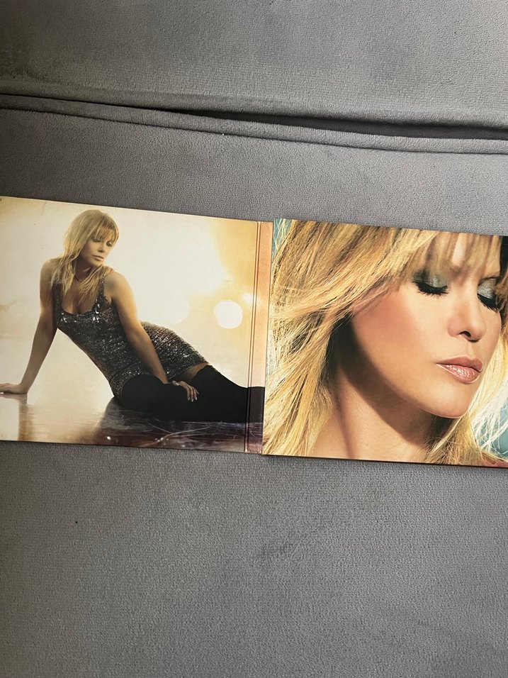 Gülben Ergen - Aşk Hiç Bitmez Albüm - Görsel 3