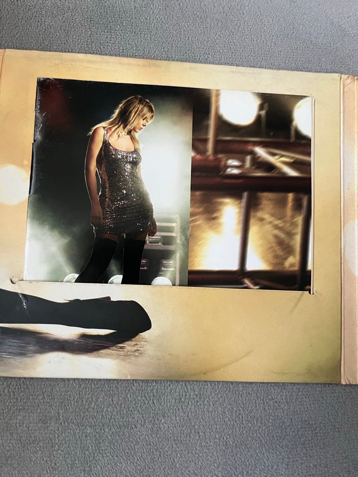 Gülben Ergen - Aşk Hiç Bitmez Albüm - Görsel 5