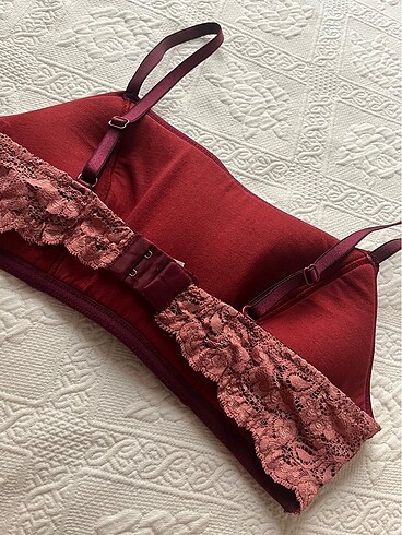 m Beden Bralet