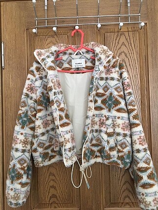 pull and bear peluş ceket