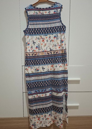 LC Waikiki LCW 5_6 YAS bohem Desenli Uzun Kolsuz Elbise