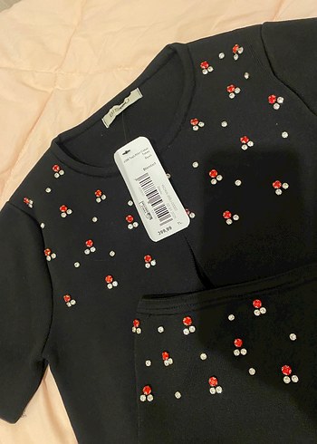 Nakışlı Siyah Mini Takım - Görsel 2