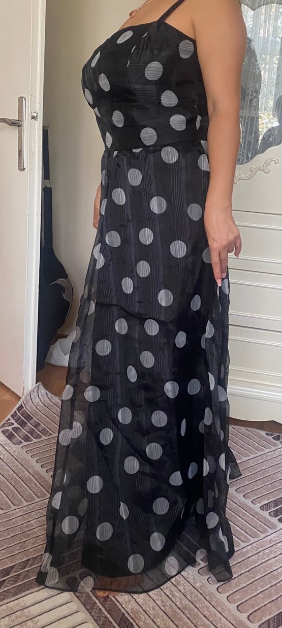 Puantiye Desenli Uzun Drapeli Siyah Abiye - Görsel 2