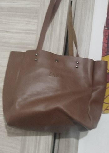Zara Kahverengi Deri Gorunumlu Omuz Cantasi