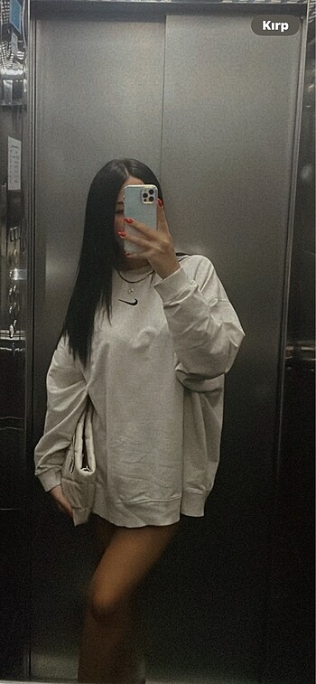 nike sweatshirt