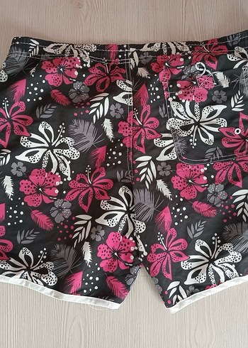 Renkli Çiçek Desenli Elastik Bel Erkek Şort - Görsel 2