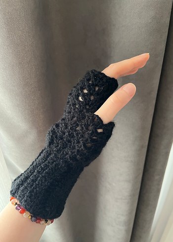 Siyah Örgü Bohem Parmaksız Eldiven - Görsel 3