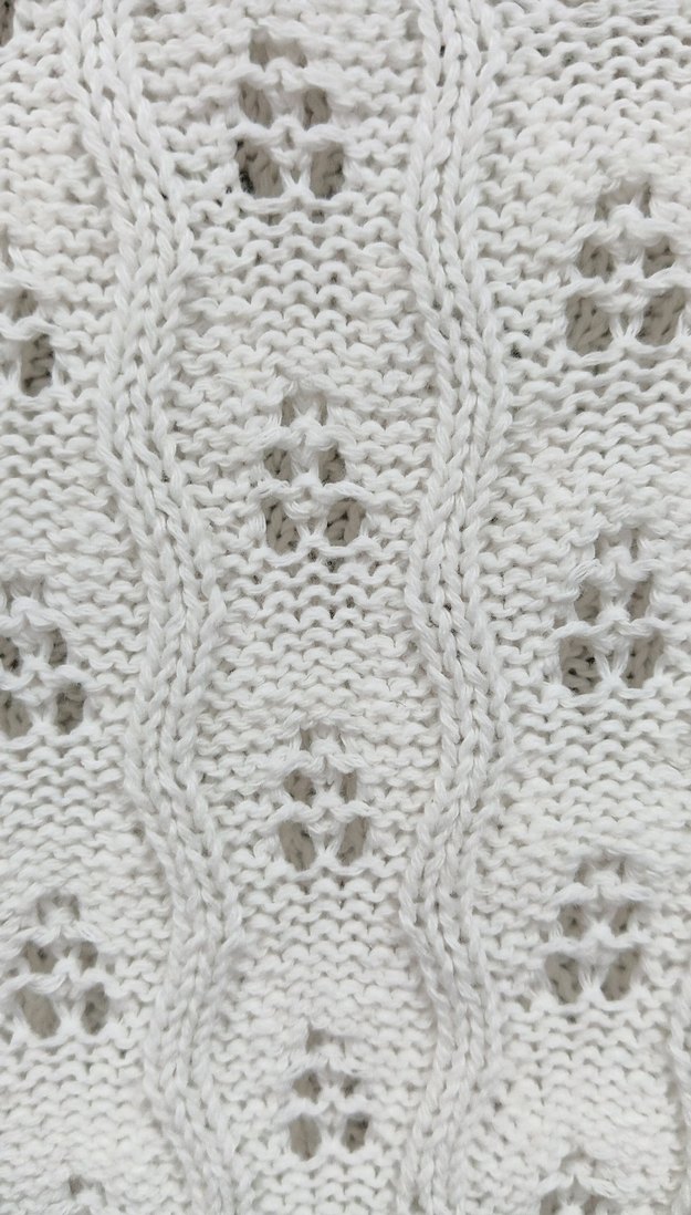 Beyaz Örgü Kolsuz Kadın Süveter - Görsel 3