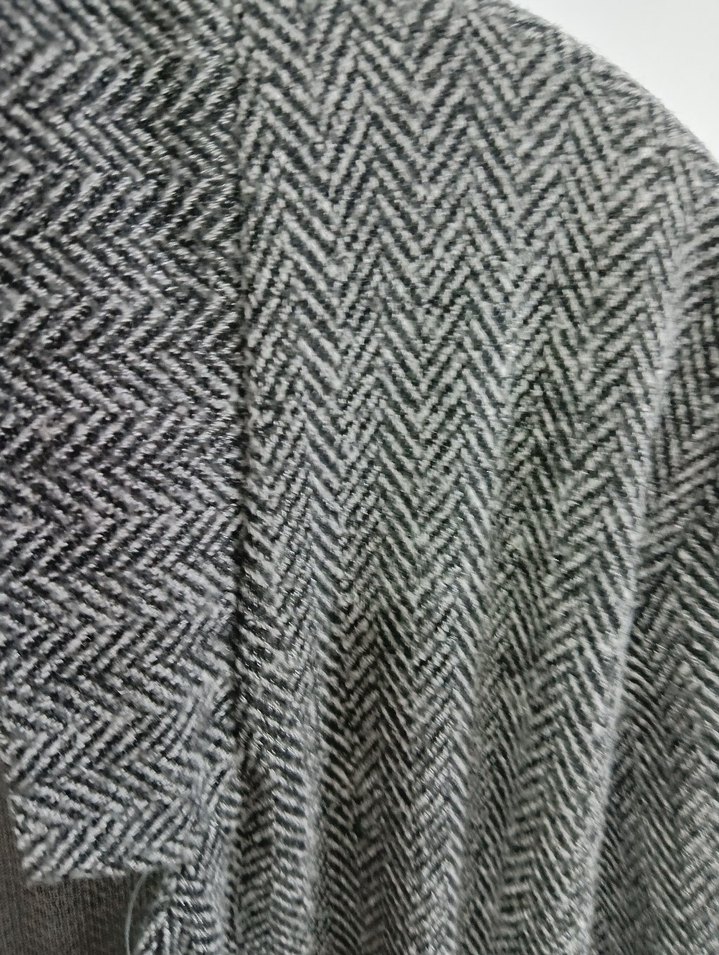 Gri Midi Uzunlukta Örgü Kadın Kaban - Görsel 2