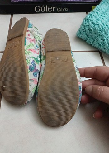 Çiçek Desenli Kız Çocuk Babet - Görsel 4