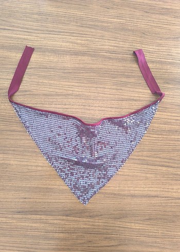 Bordo bol pullu üçgen eşarp bandana