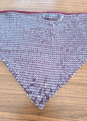 Beden Bordo bol pullu üçgen eşarp bandana