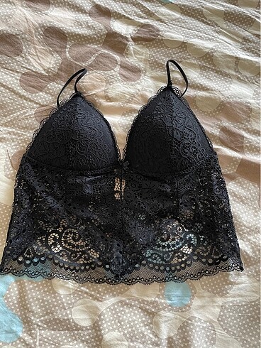 Dantel detaylı bralet