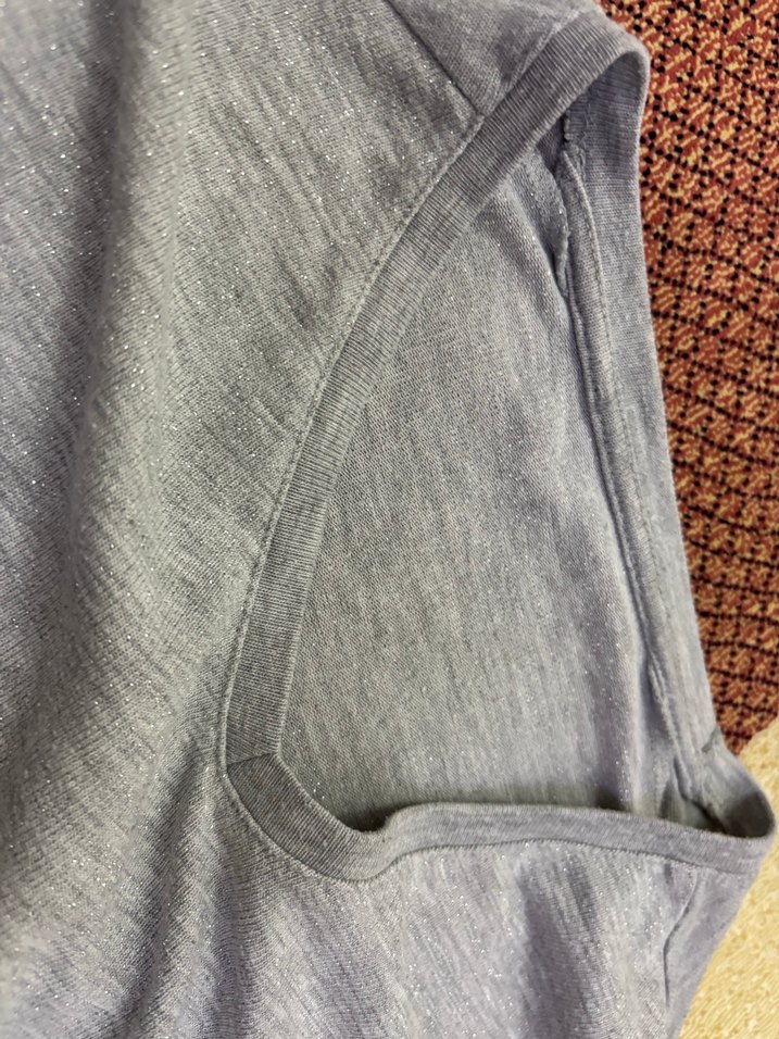 Gri V Yaka Uzun Kollu t shirt - Görsel 2