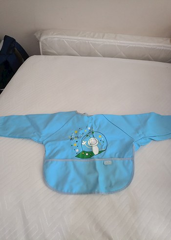 Uzun Kollu Mavi Desenli Bebek Önlüğü