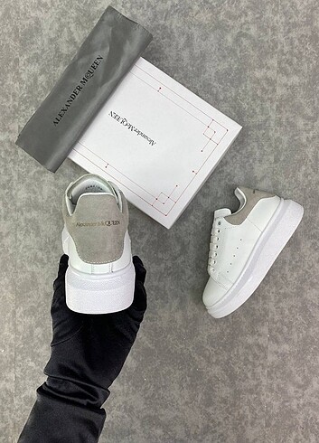 Alexander McQueen Kadın Sneakers 