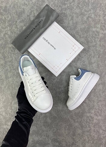 Alexander McQueen Kadın Sneakers 