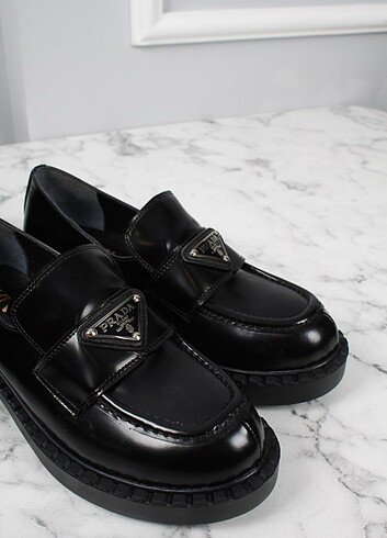 36 Beden siyah Renk Prada kadın Loafer Ayakkabı