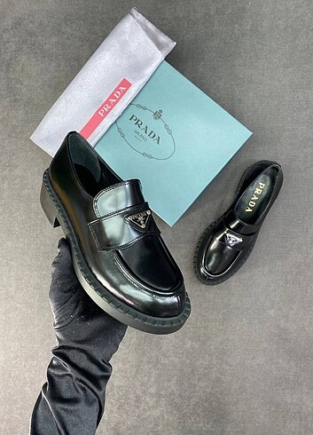 39 Beden siyah Renk Prada Kadın Loafer Ayakkabı