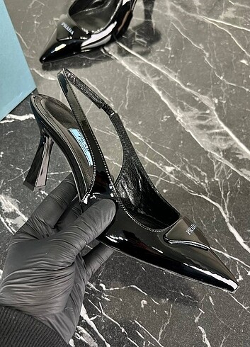38 Beden Prada Slingback Pumps Kadın Topuklu ayakkabı
