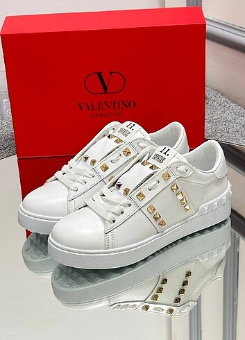 36 Beden beyaz Renk Valentino Kadın Sneakers Ayakkabı 