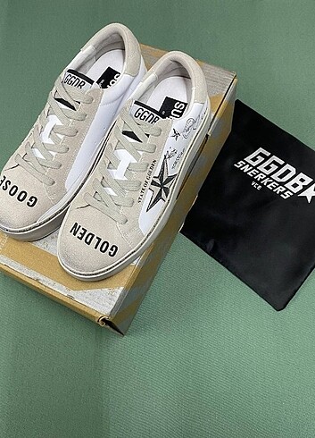 39 Beden beyaz Renk Golden Goose Kadın Sneakers Ayakkabı 