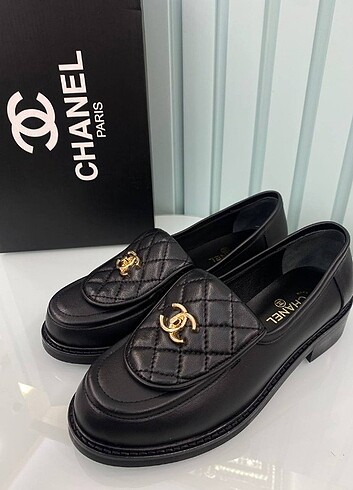 Chanel kapitone loafer 