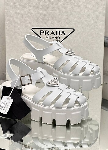38 Beden Prada Rubber Sandal Sandalet