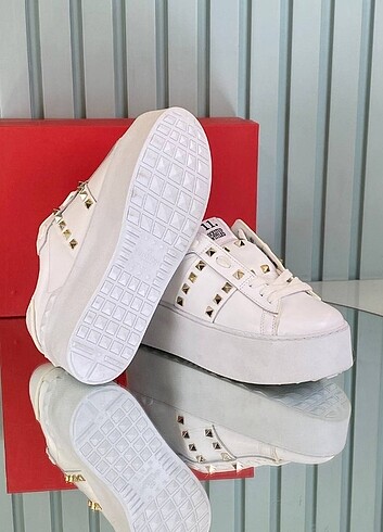 37 Beden Valentino Rockstud Sneaker kadın ayakkabı 