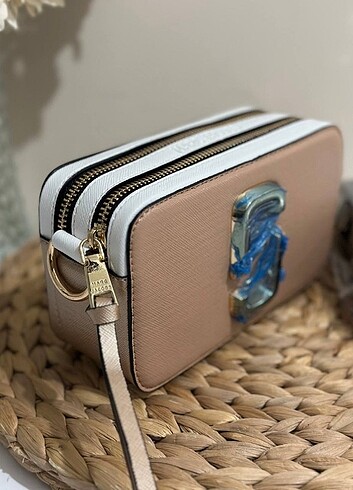 Beden Marc Jacobs