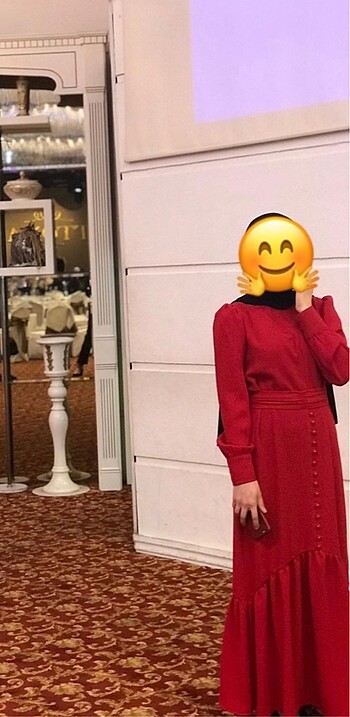 Diğer Düğme detaylı kemerli kırmızı elbise