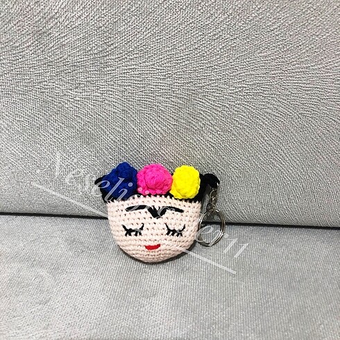 Amigurumi Frida Kahlo anahtarlık
