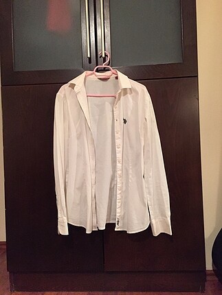 Beyaz slim fit gömlek