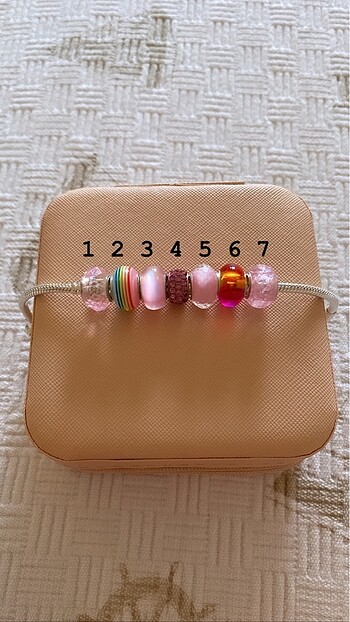  Beden pandora charm