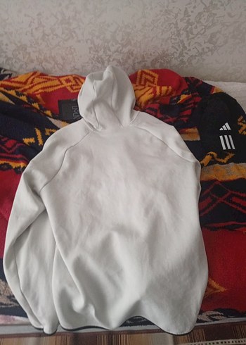 Erkek Bej rengine yakındır Under Armour  sweatshirt orjinaldir - Görsel 3