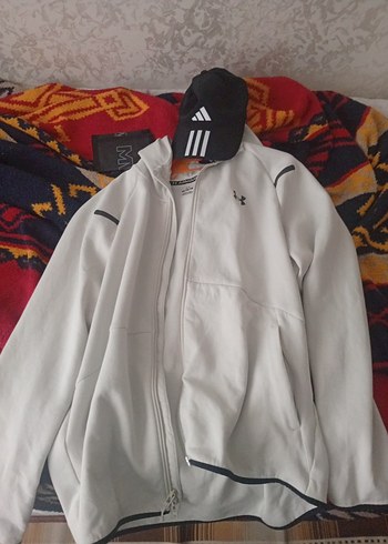 Erkek Bej rengine yakındır Under Armour  sweatshirt orjinaldir - Görsel 2