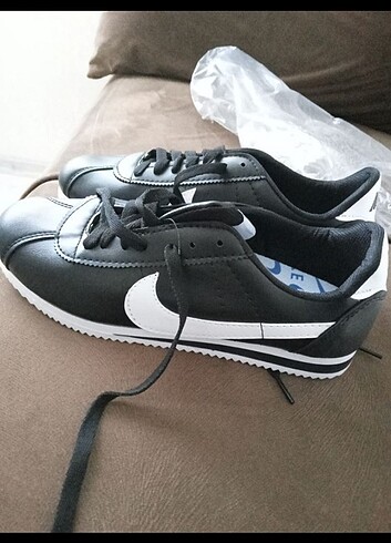 39 Beden Sıfır Nike ayakkabı unisex