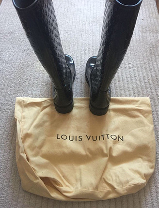 35 Beden siyah Renk Louis Vuitton yağmur çizmesi