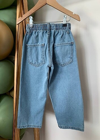 4 Yaş Beden Çiçek detaylı jean