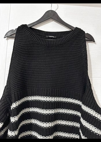 collezion Siyah Beyaz Çizgili Kol detaylıTriko Kazak - Görsel 2
