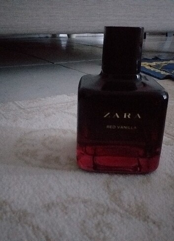 Zara Zara Femme ve Red Vanilla