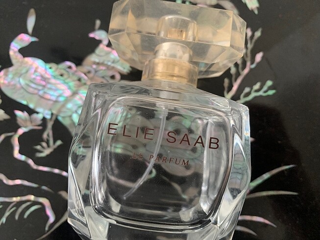 Elie Saab Elie Saab Le Parfum Parfüm Şişesi