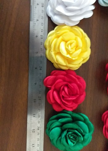 Renkli El Yapımı saten Dekoratif Çiçekler - Görsel 4