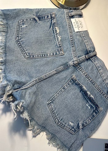 Sıfır etiketli Zara kot şort - Görsel 5