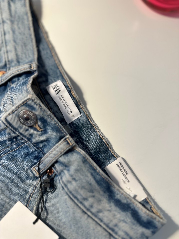 Sıfır etiketli Zara kot şort - Görsel 4