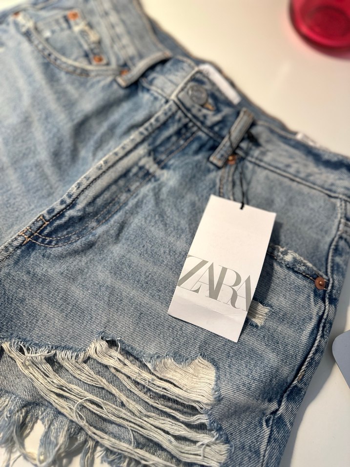 Sıfır etiketli Zara kot şort - Görsel 2