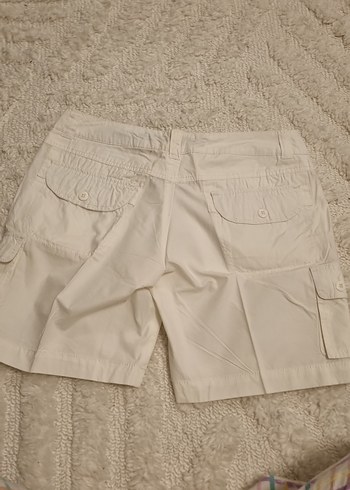 Kadın Beyaz Mini Bol Kesim Pamuklu Şort - Görsel 2