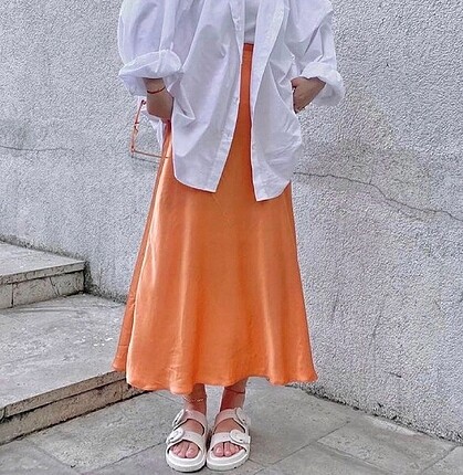 Turuncu Saten Etek